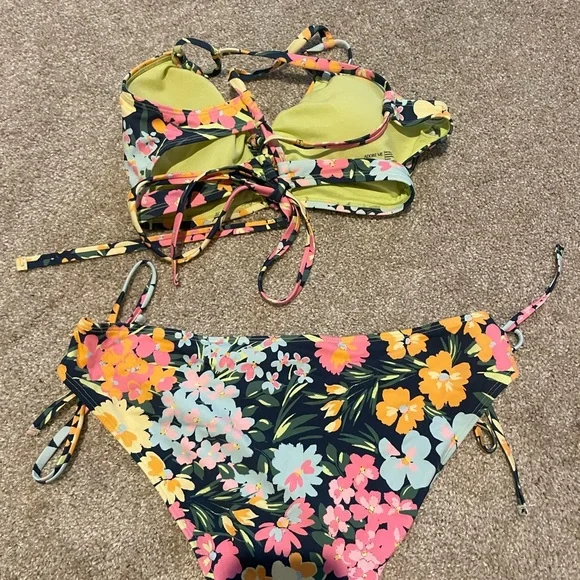 Adore Me Floral Bikini Set - Picture 8 of 11